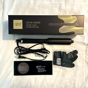GHD classics wave curling wand, used twice